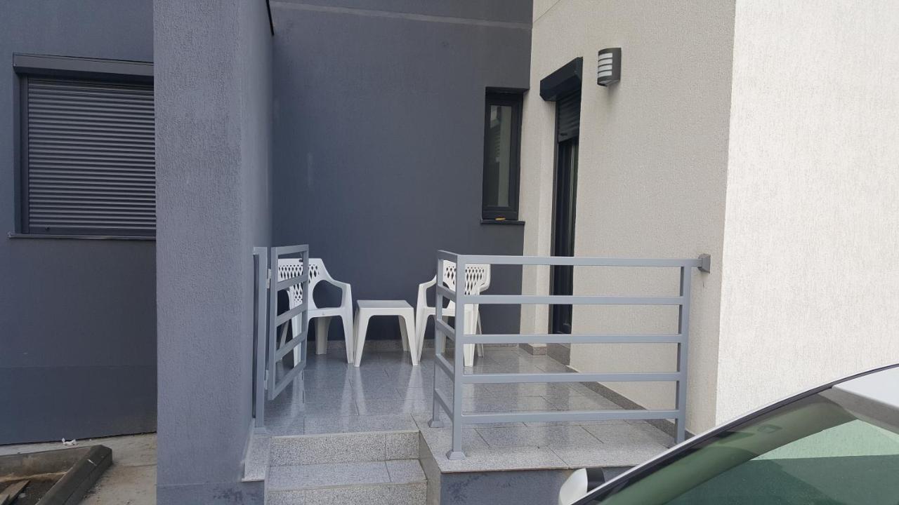 Appartamento Holiday Rezidence Kazeboo Beach Năvodari Esterno foto