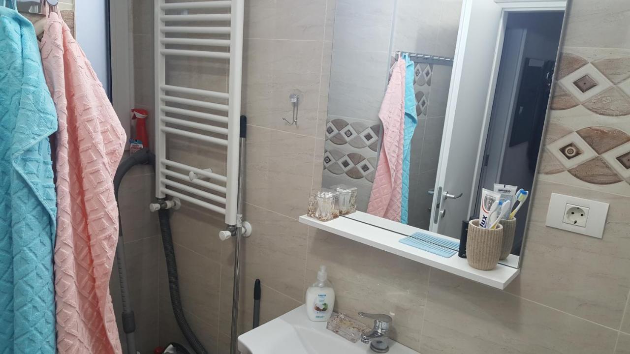 Appartamento Holiday Rezidence Kazeboo Beach Năvodari Esterno foto